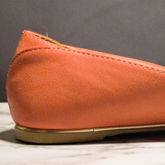 FLATS - Picture 5 of 5